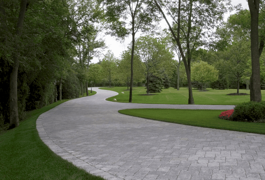 Barrington Hills Paver Driveway