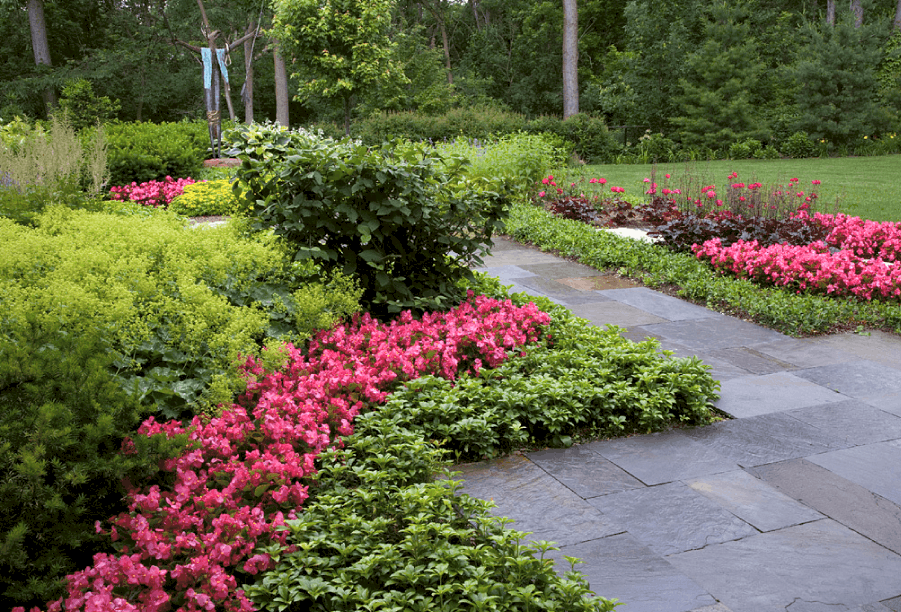 Northbrook garden art featuring African sculpture