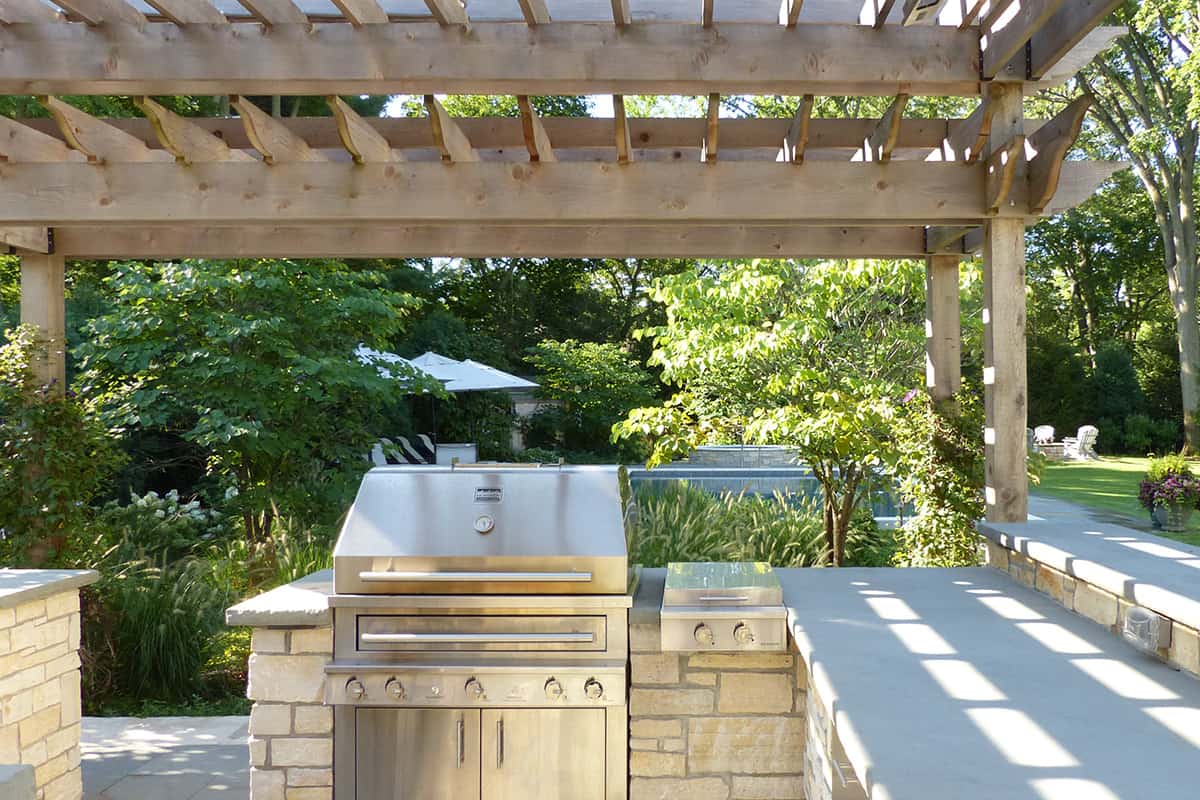 kalamazoo luxury outdoor kitchen